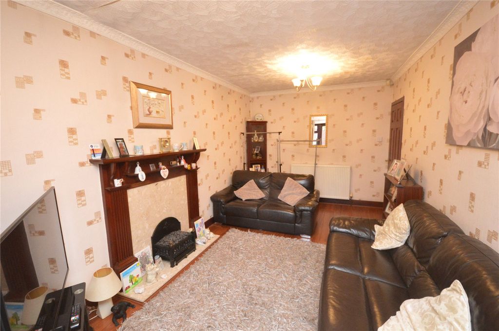 Property photo 3 of 10 Picture 3