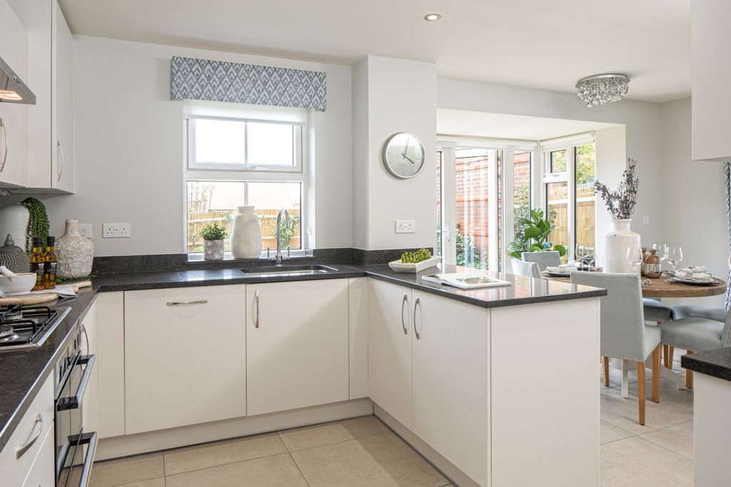Property photo 1 of 9 Kitchen