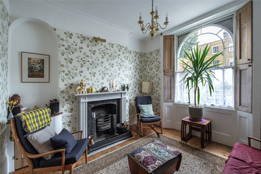 Property photo 3 of 29 Picture No. 14