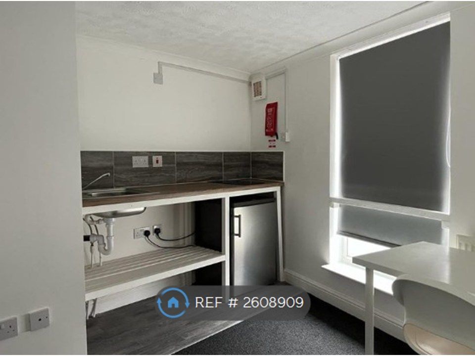 Property photo 2 of 3
