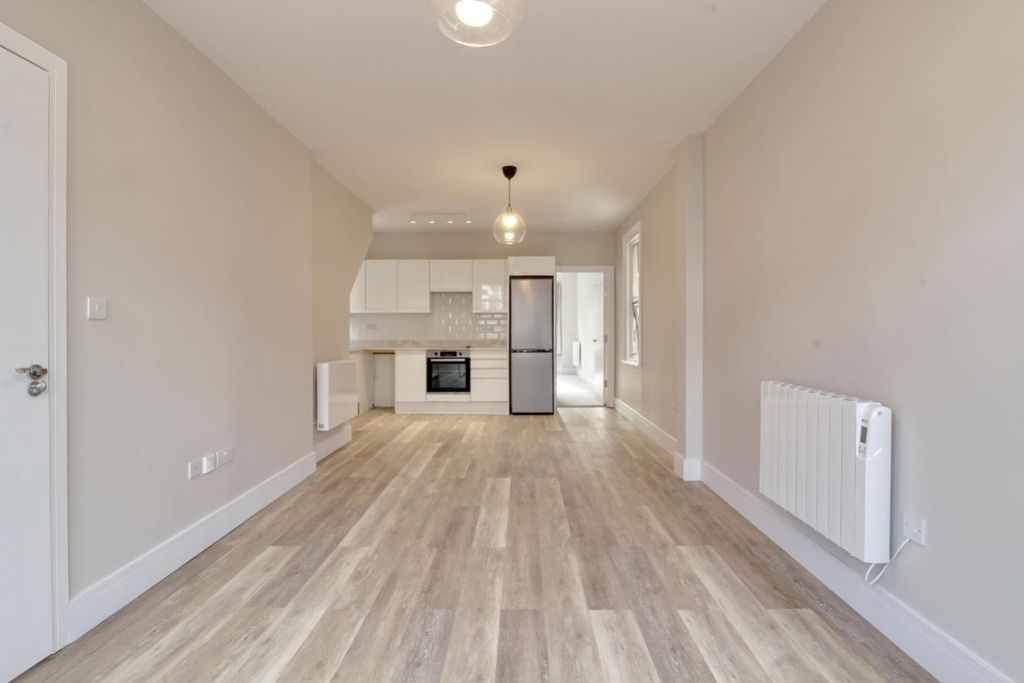 Property photo 2 of 8 Bh78Awqa2_762890_1262927638889614080