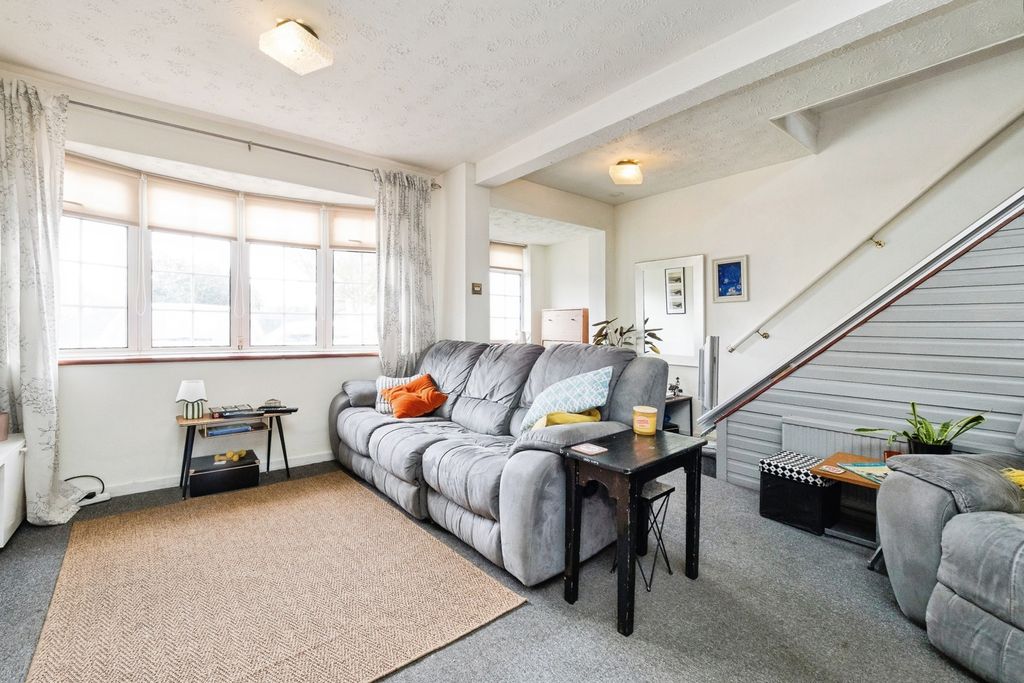 Property photo 2 of 18 Pbox-Img.Jpg