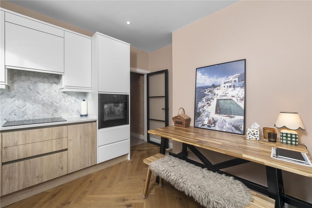 Property photo 3 of 12 Picture No. 05