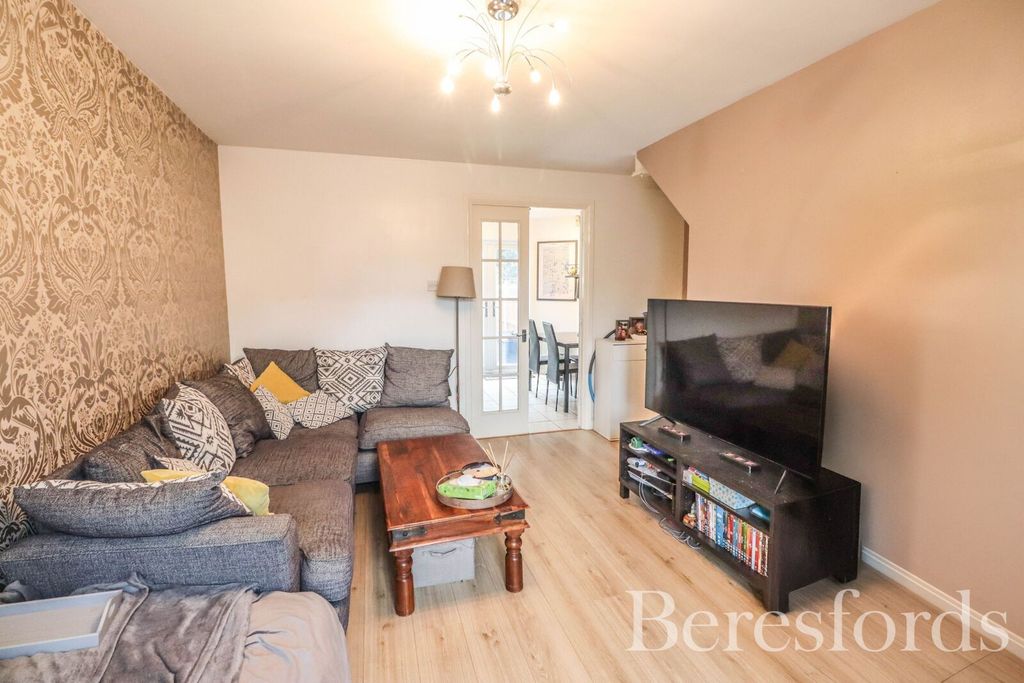 Property photo 2 of 13 Picture No. 19