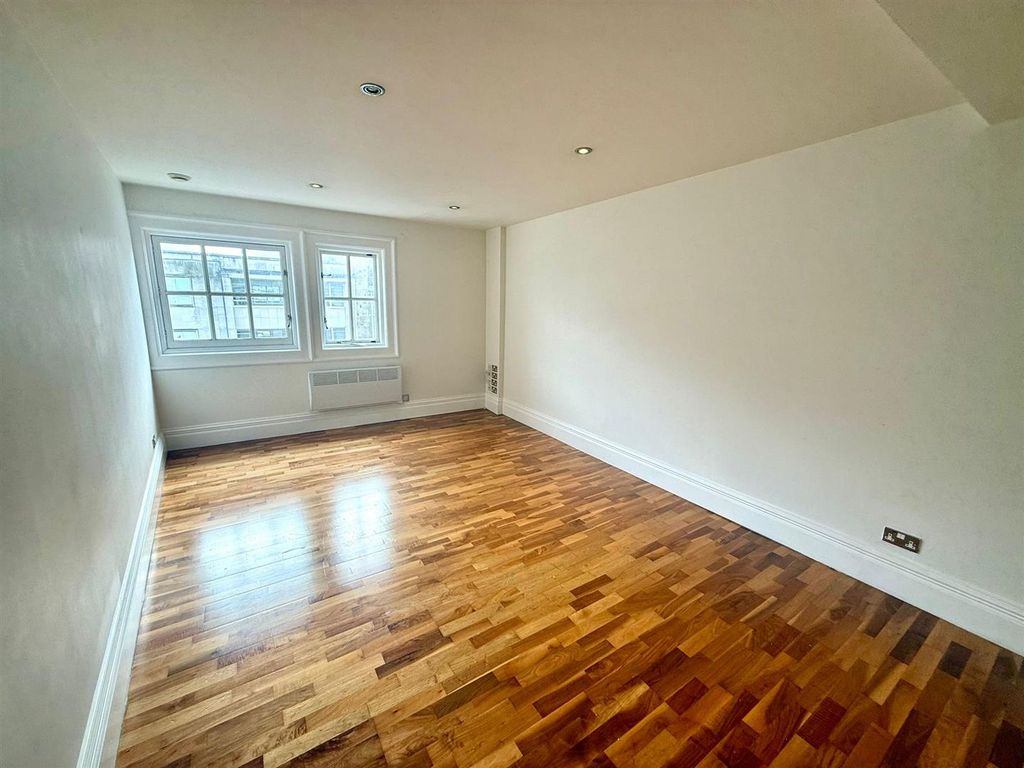 Property photo 3 of 5 E63364A2-F07d-4Fbb-Ac20-653B0d0B26B8.Jpg