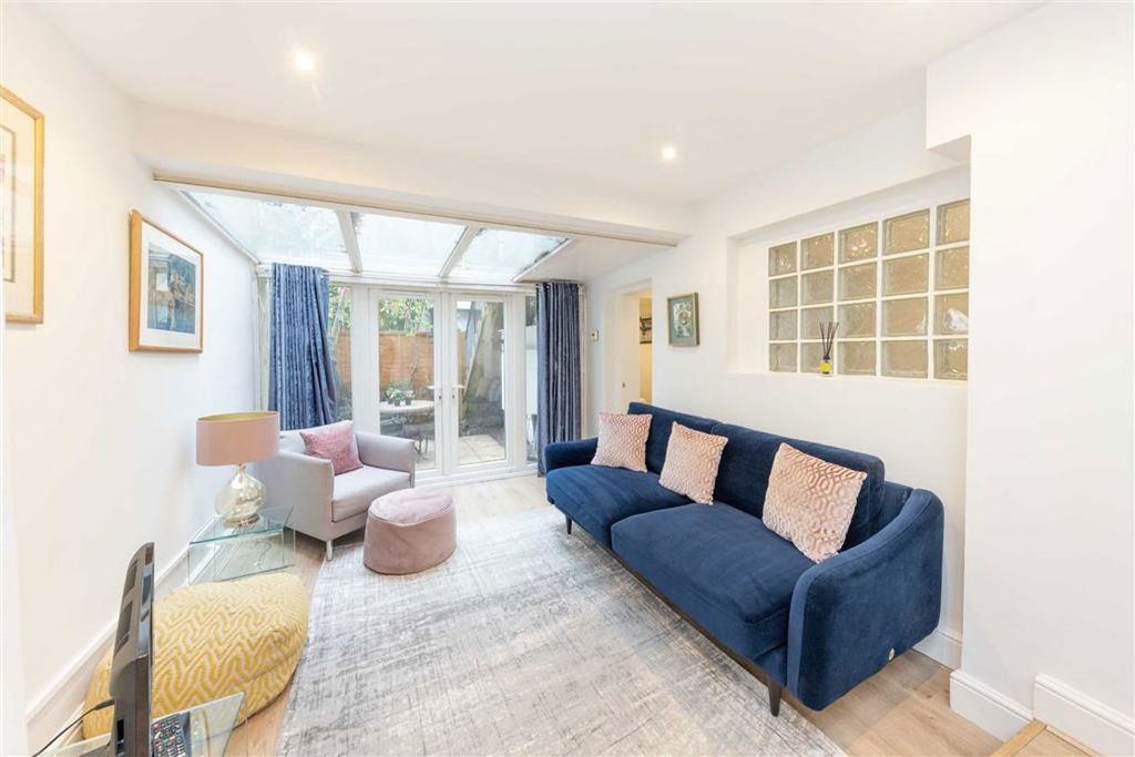 Property photo 2 of 7