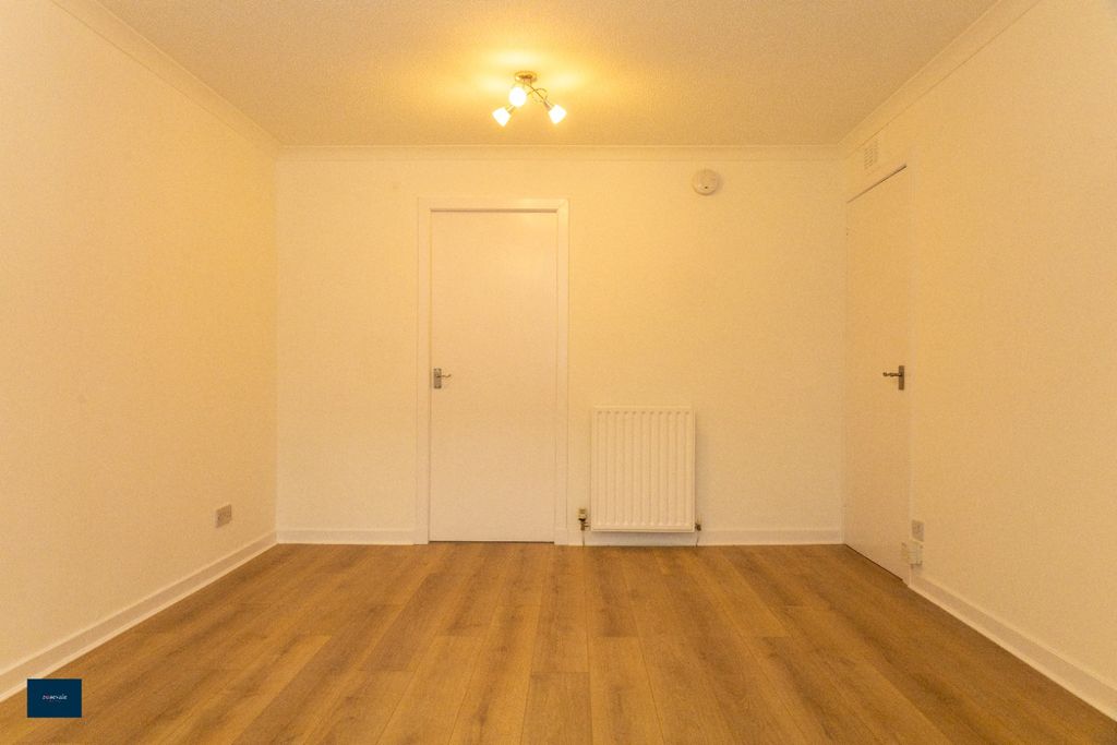 Property photo 3 of 12 Photo 3