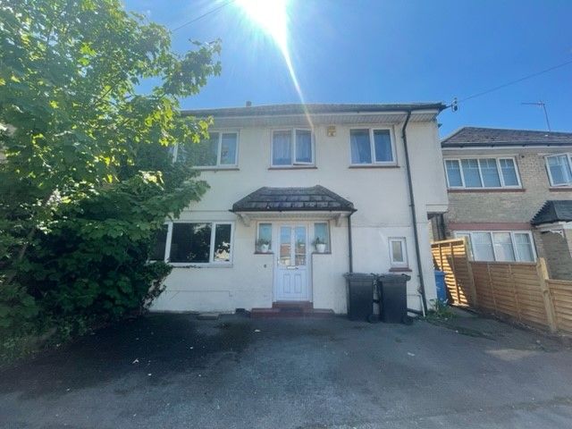 Property photo 1 of 11 Front