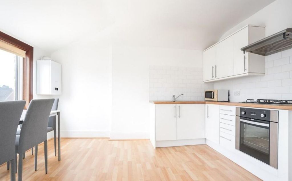 Property photo 2 of 9 Gallery