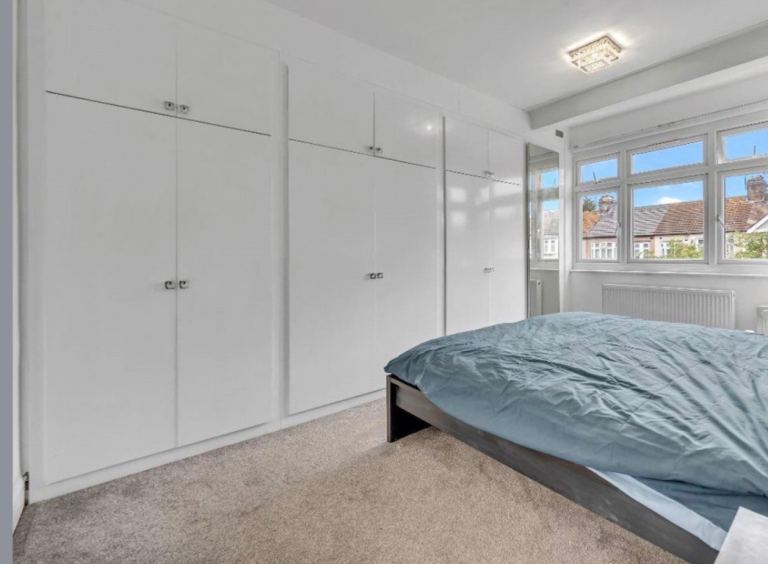 Property photo 1 of 4