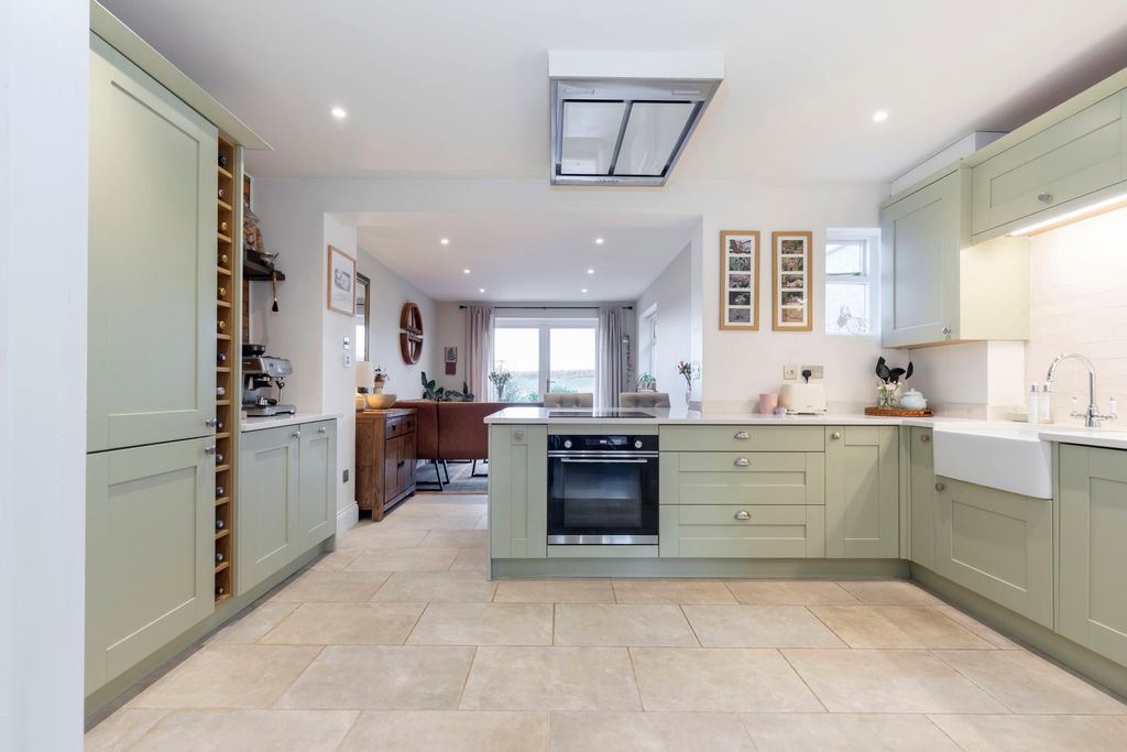 Property photo 1 of 14 8 Guestriss Cottages-12