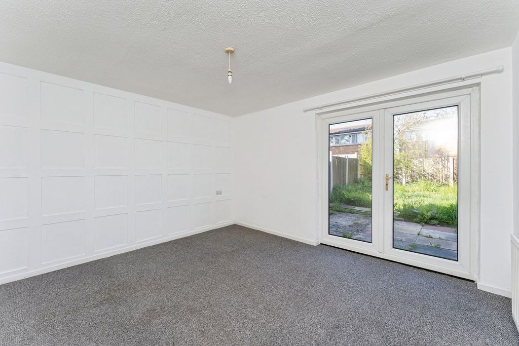 Property photo 3 of 17 Pbox-Img.Jpg