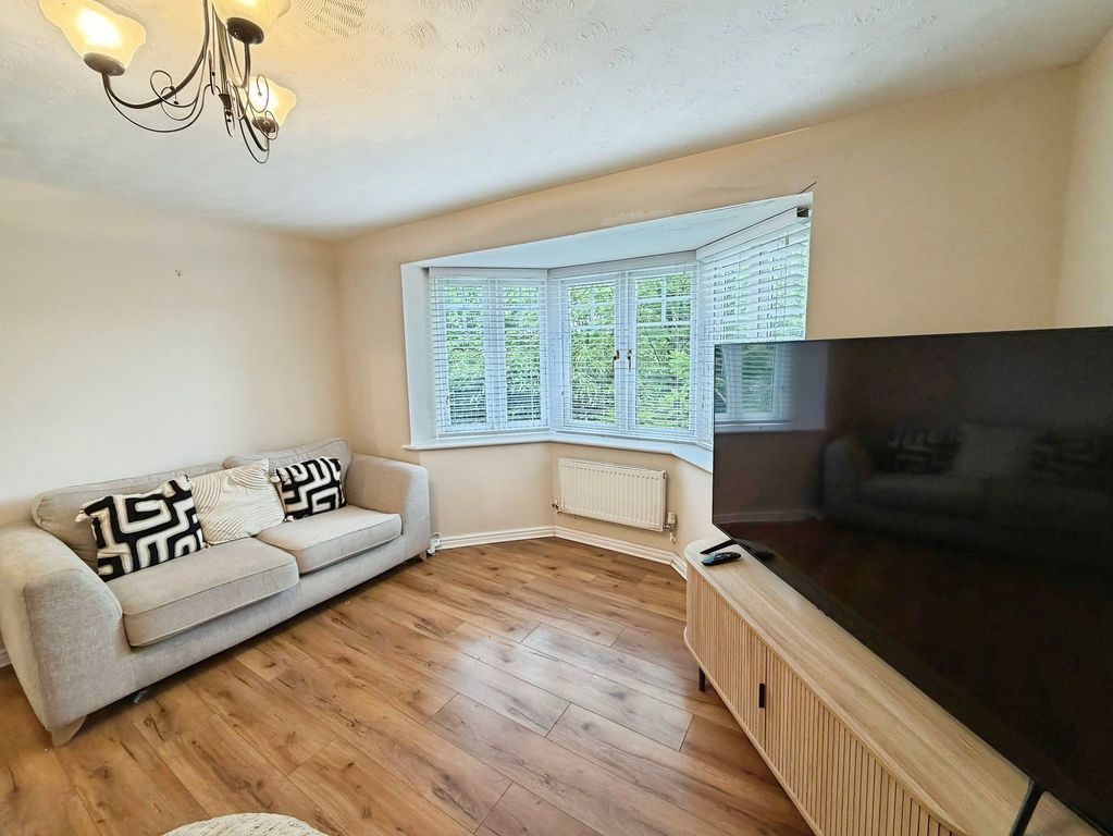 Property photo 2 of 30
