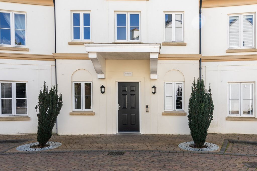 Additional image 4 of 1 bed flat for salePrinces Tower Road, St Saviour JE2