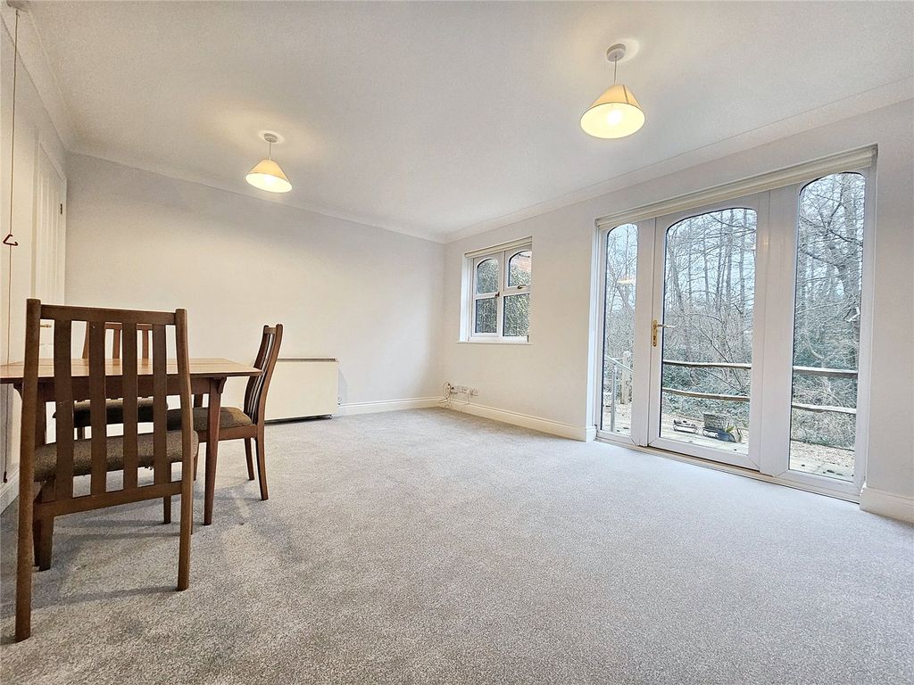 Property photo 2 of 13 Picture No. 04
