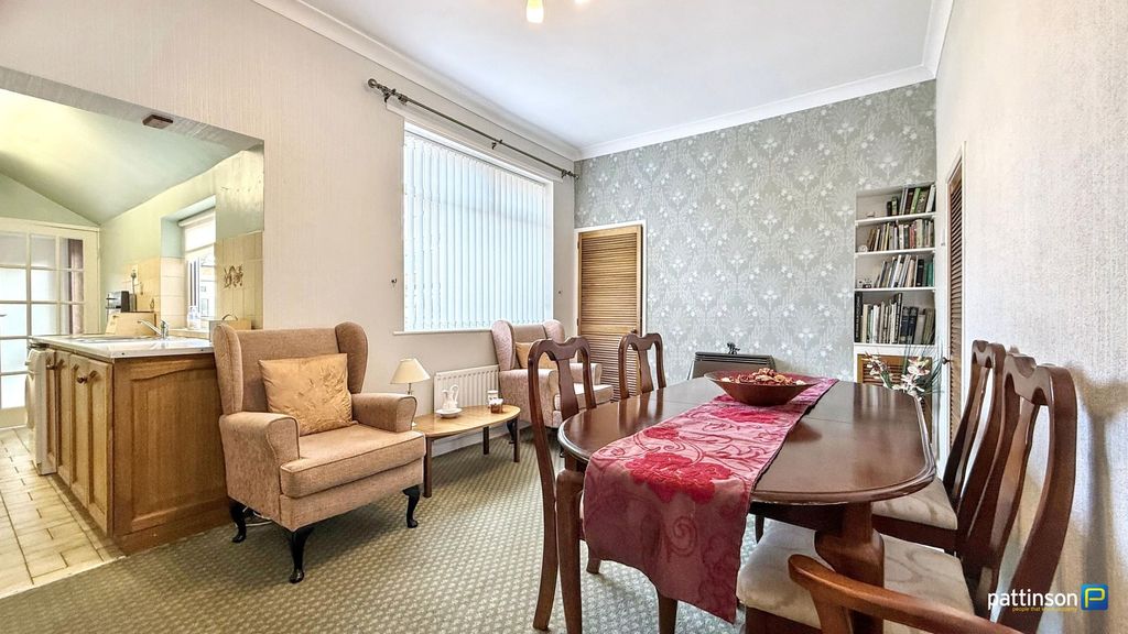 Property photo 3 of 22