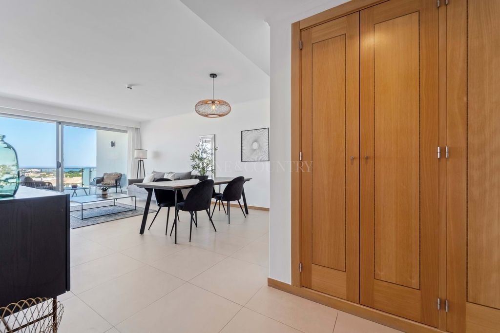 Property photo 2 of 30