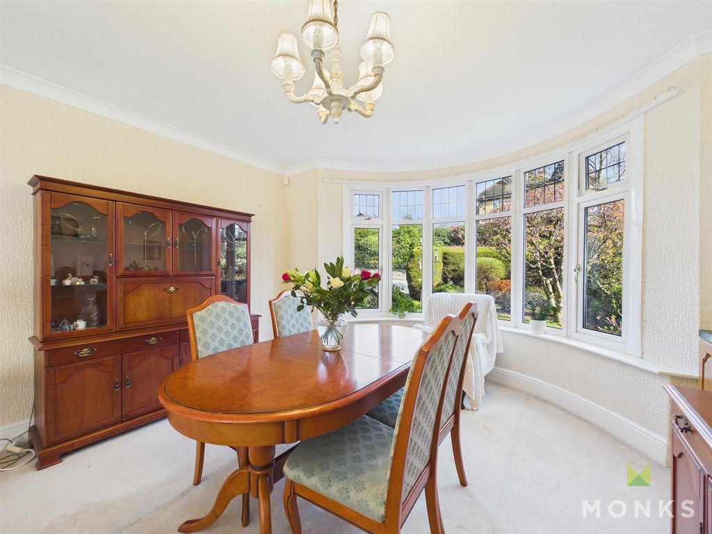 Property photo 3 of 31 Cam01520G0-Pr0355-Still036.Jpg