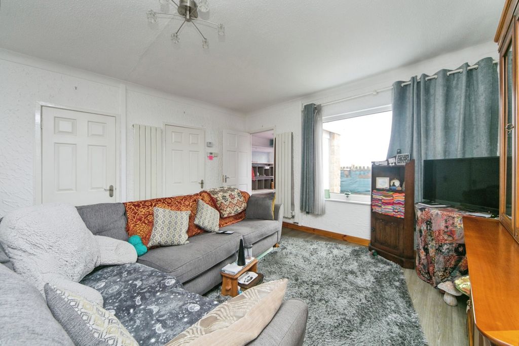 Property photo 2 of 20 Pbox-Img.Jpg
