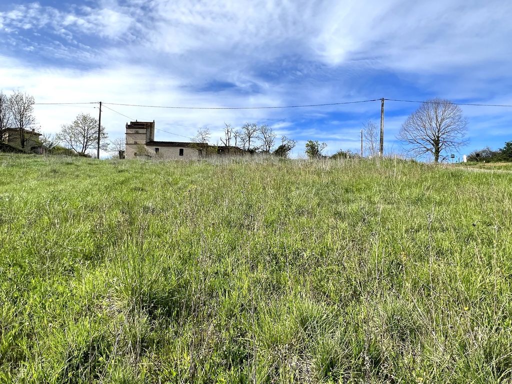 Property photo 3 of 3
