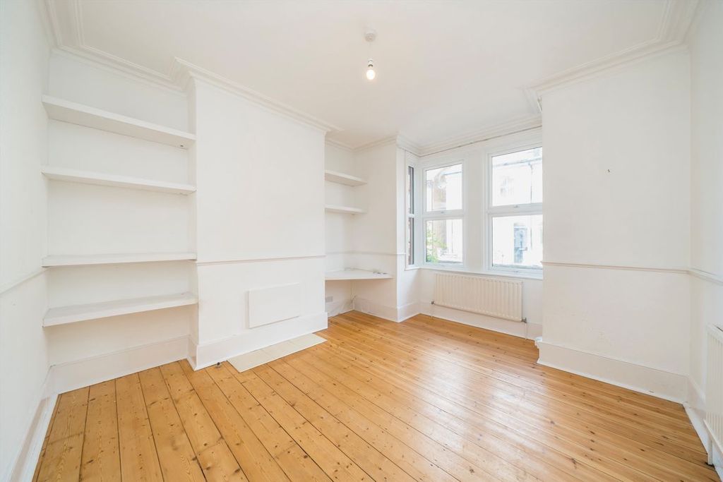 Property photo 2 of 7