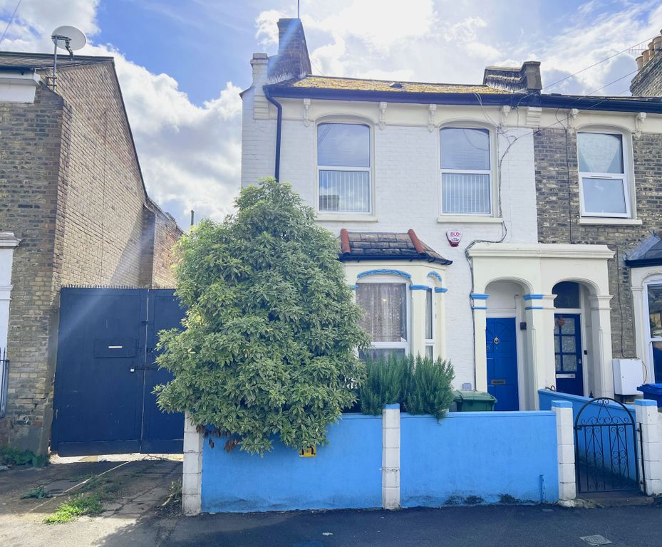 Property photo 1 of 19