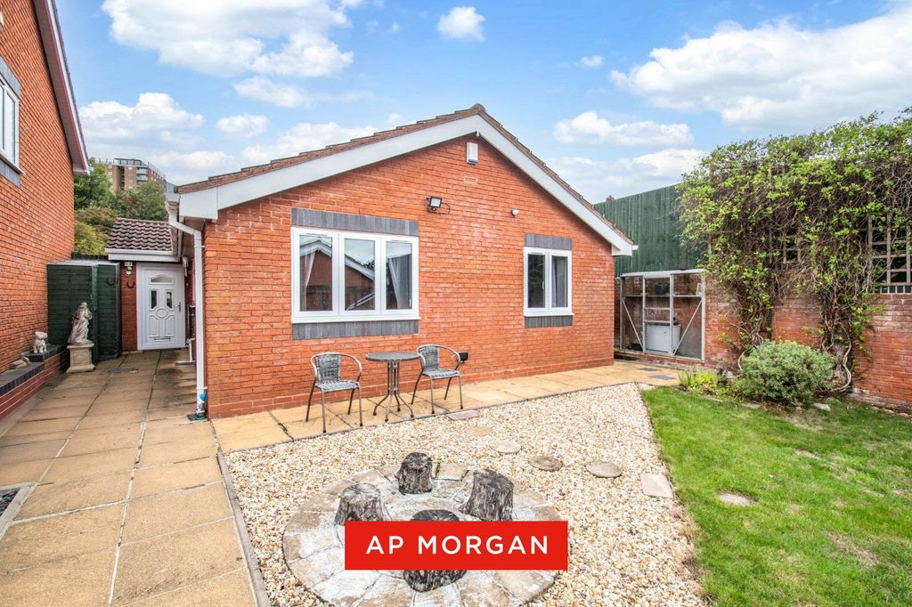 Property photo 1 of 23 Picture No. 28