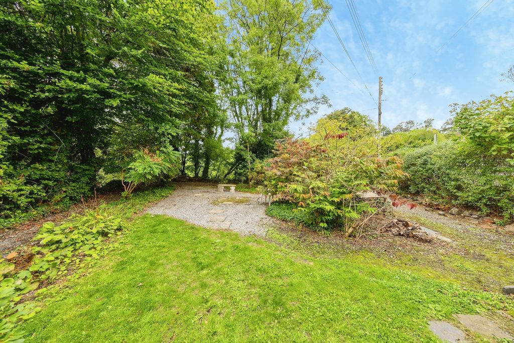 Property photo 2 of 33 Pbox-Img.Jpg
