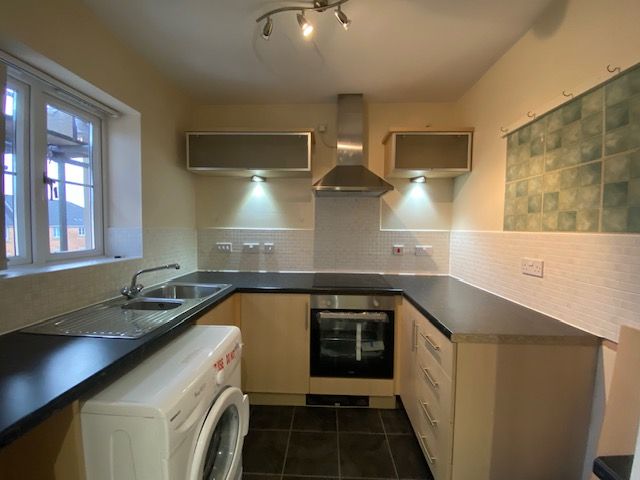 Property photo 2 of 5 Kitchen