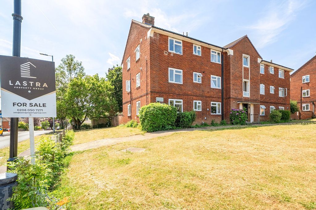 Property photo 1 of 23