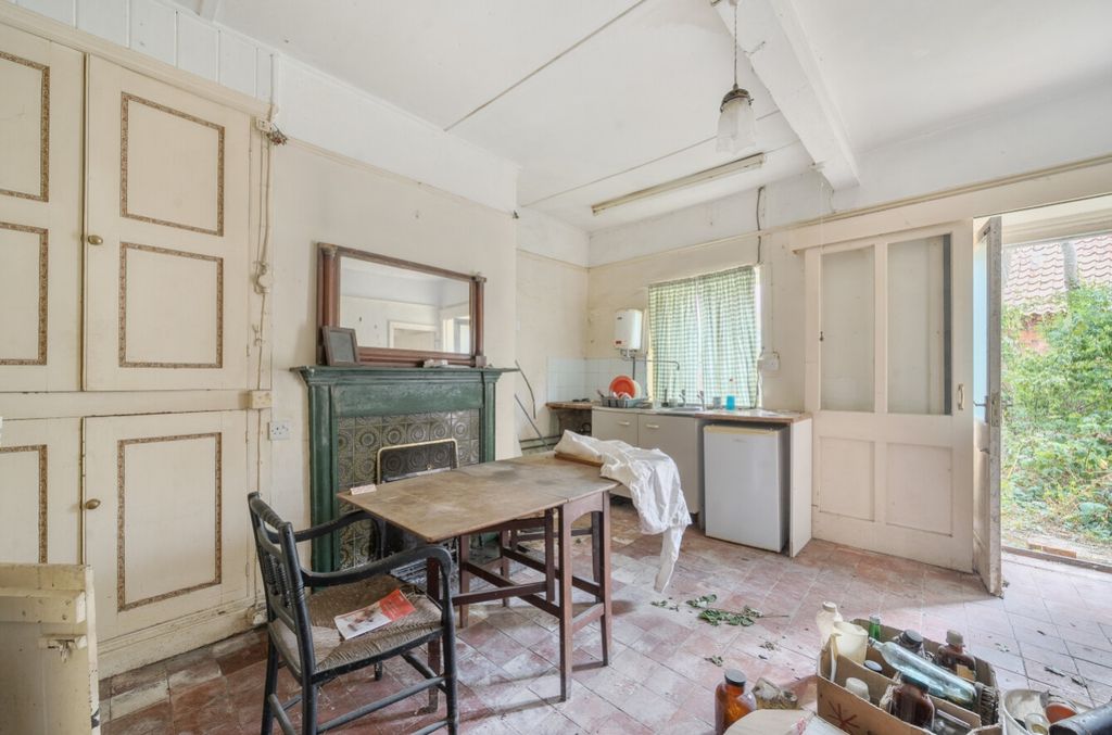 Property photo 3 of 34 1321016-20-6866F2A6B4458