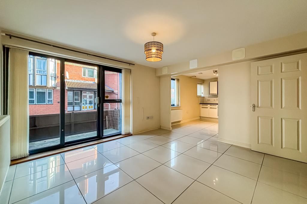 Property photo 3 of 12 Kitchen/Living Room