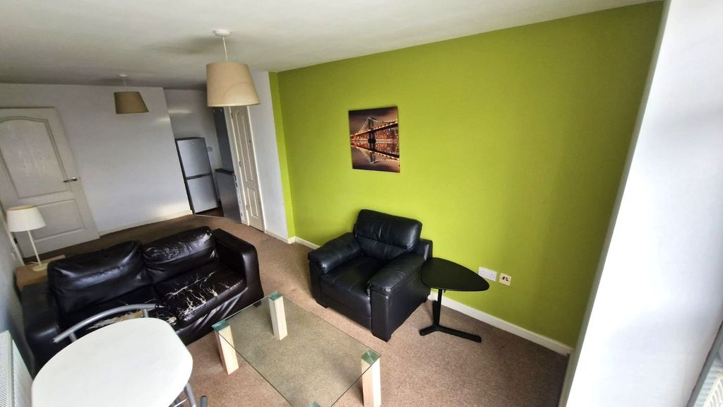 Property photo 2 of 7