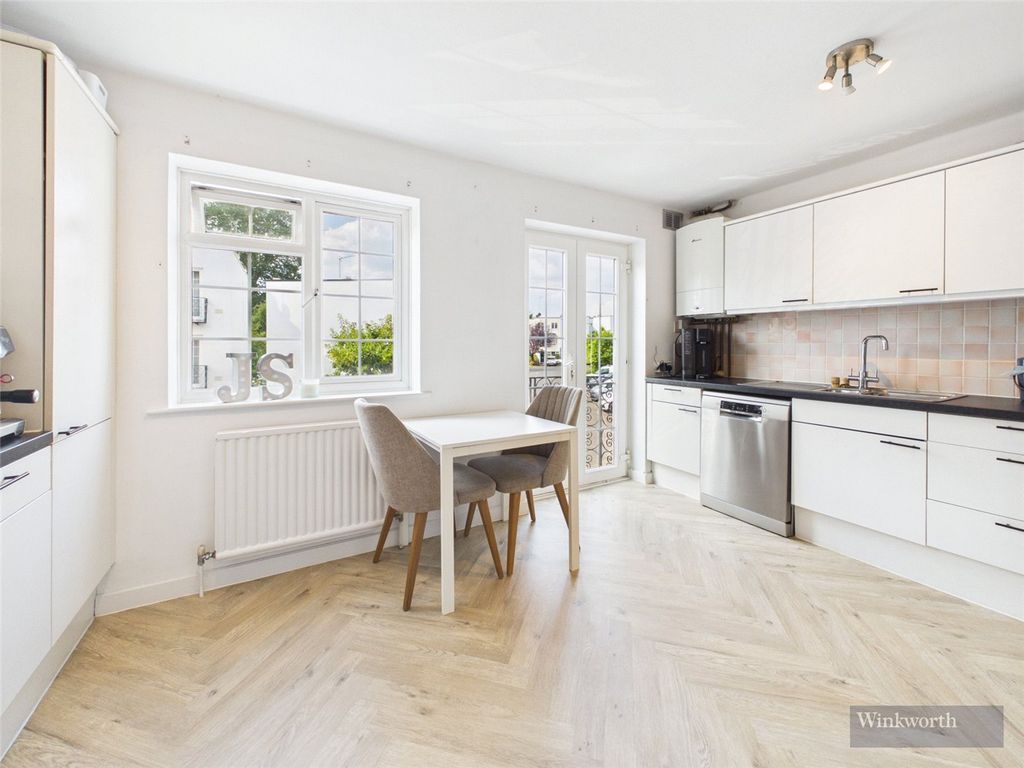 Property photo 3 of 19 Picture No. 05
