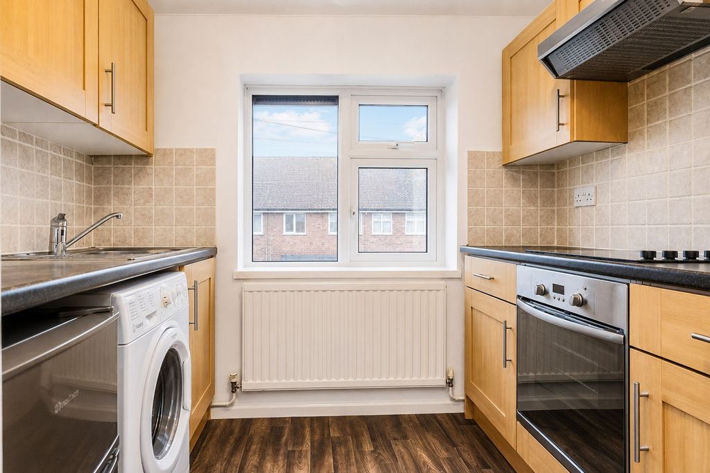 Property photo 3 of 9 Tlc_c6c5c8d6-A6F6-4B73-8Dd6-27262c2631Ad_956c30B