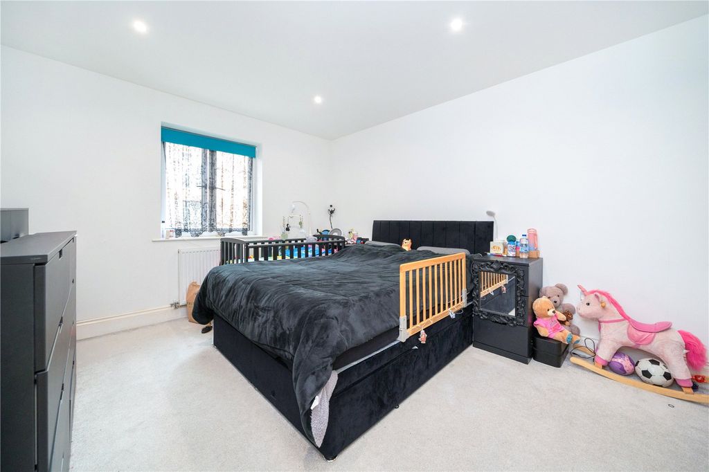 Property photo 3 of 8 Picture No. 03