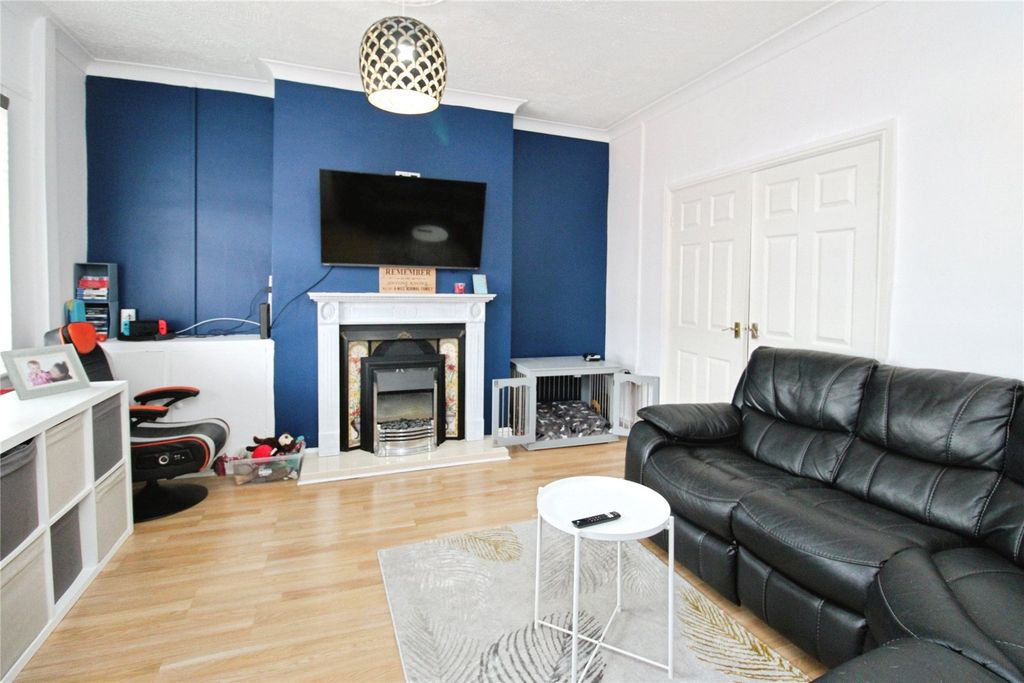 Property photo 2 of 11 Picture No. 04