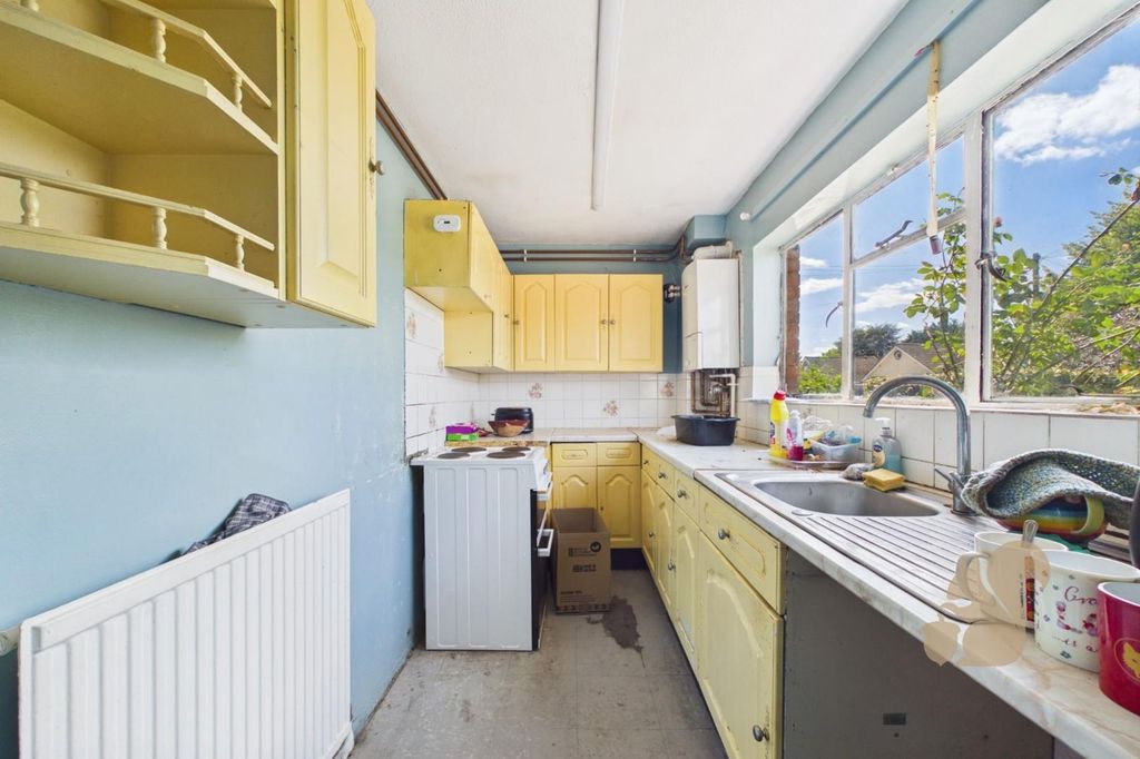 Property photo 3 of 16 Cam01659G0-Pr0883-Still013.Jpg