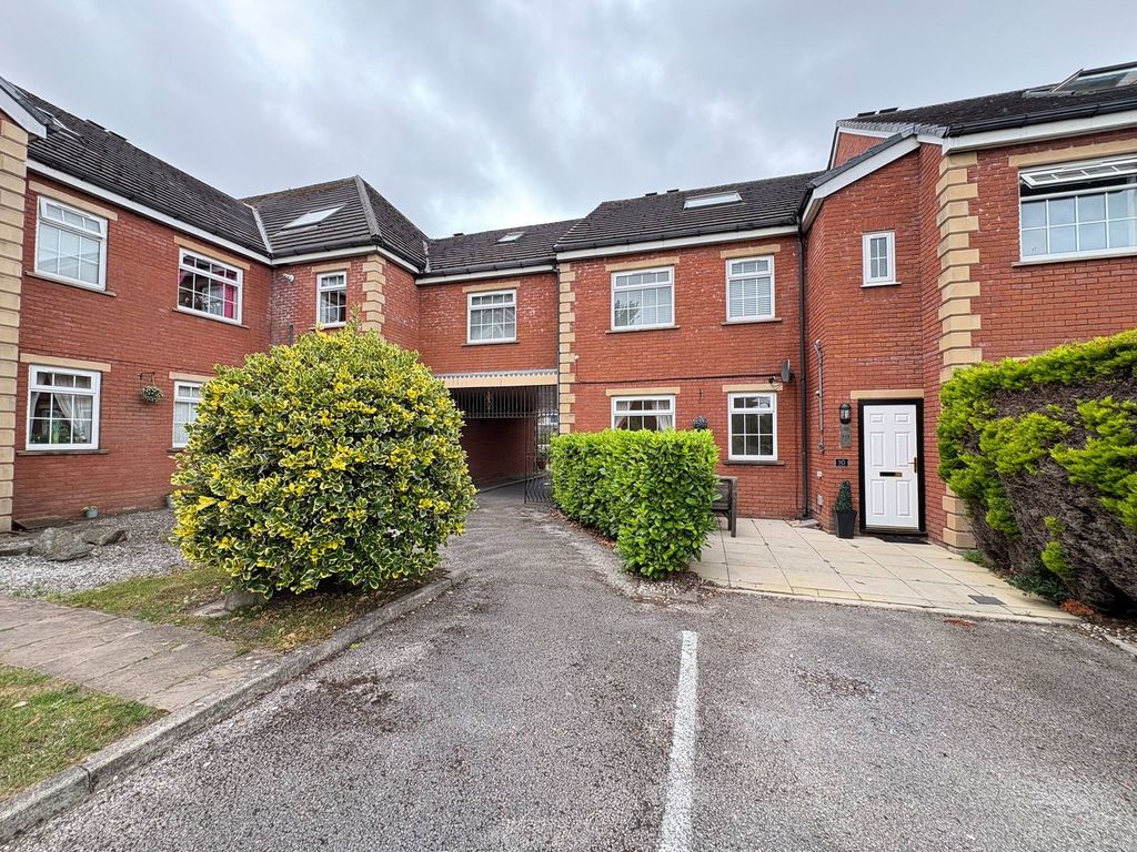 Property photo 1 of 22