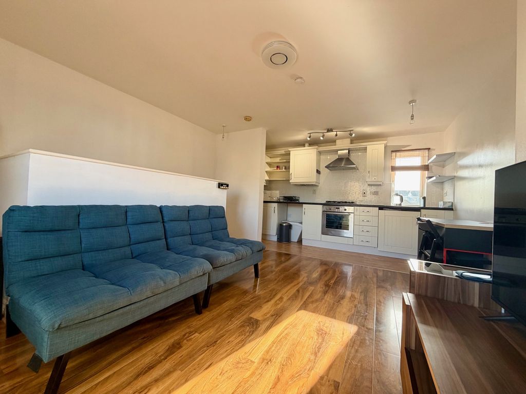 Property photo 1 of 9 View