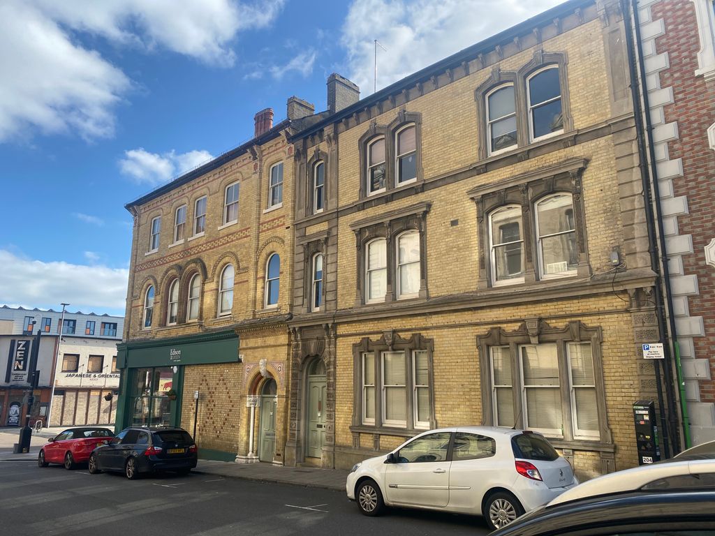 Property photo 1 of 9