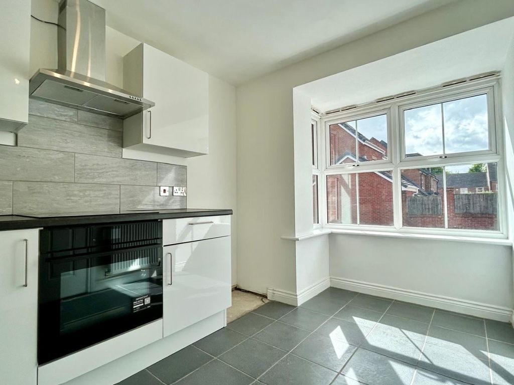 Property photo 3 of 15 628612B0-Ea55-4208-89Fb-6c2E47Bb1511.Jpg