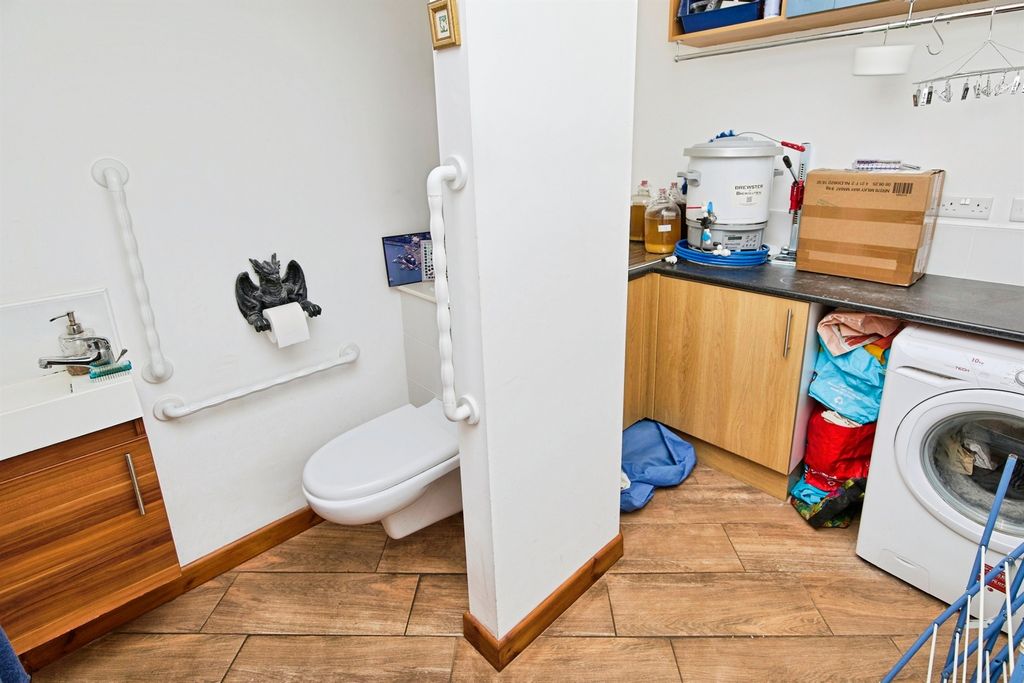 Additional image 14 of 5 bed semi-detached house for saleWhitaker Road, Derby DE23