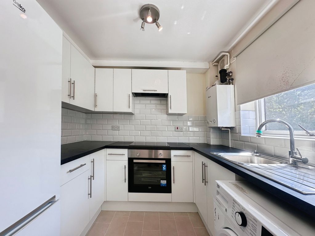 Property photo 2 of 8 Pbox-Img.Jpg