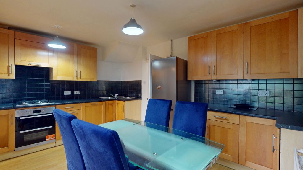 Property photo 3 of 18 Kitchen - Angle 1