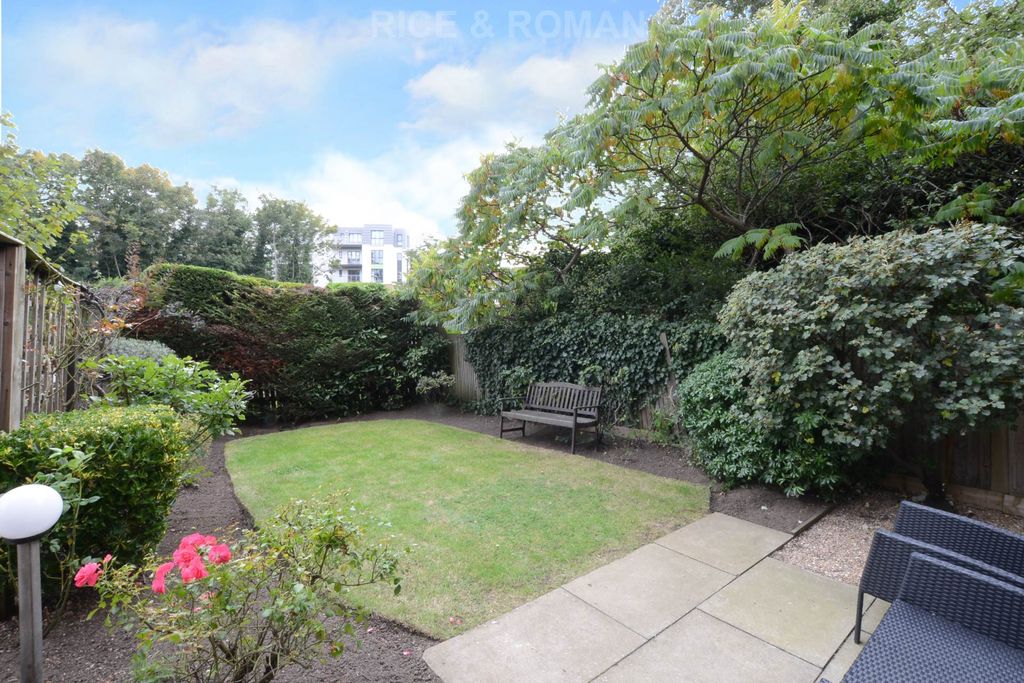 Property photo 2 of 3