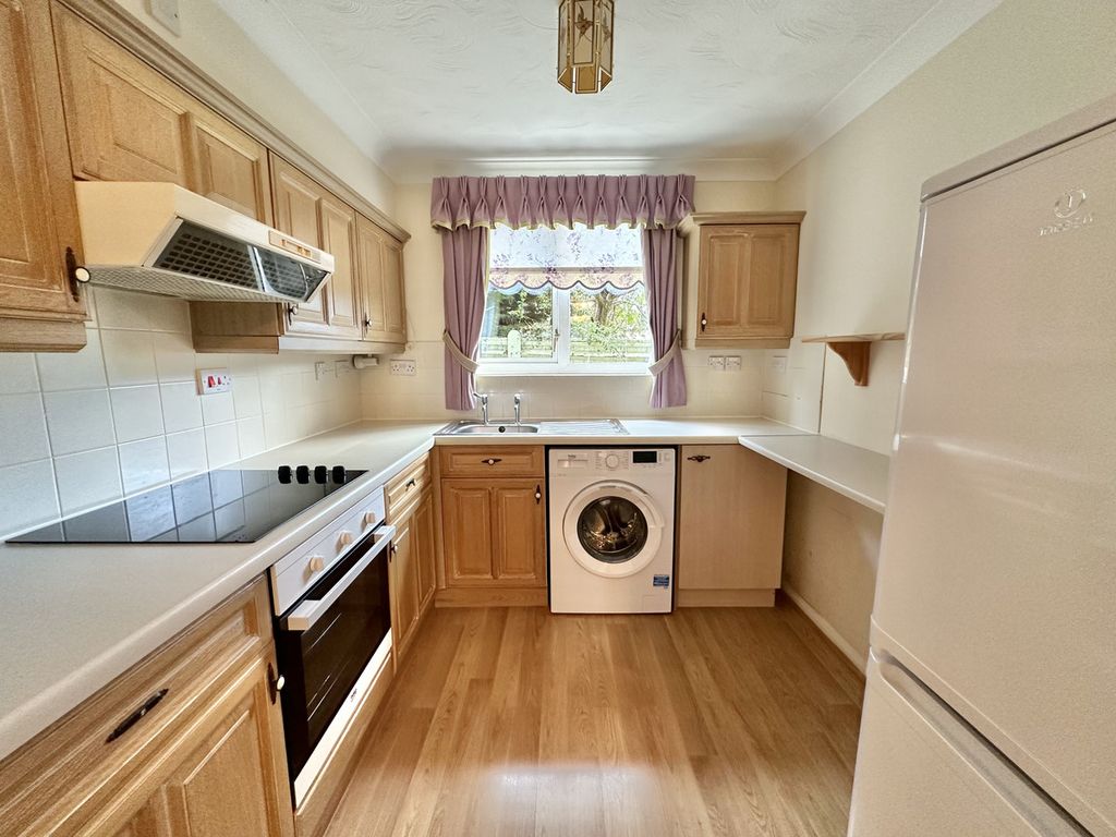 Property photo 3 of 7