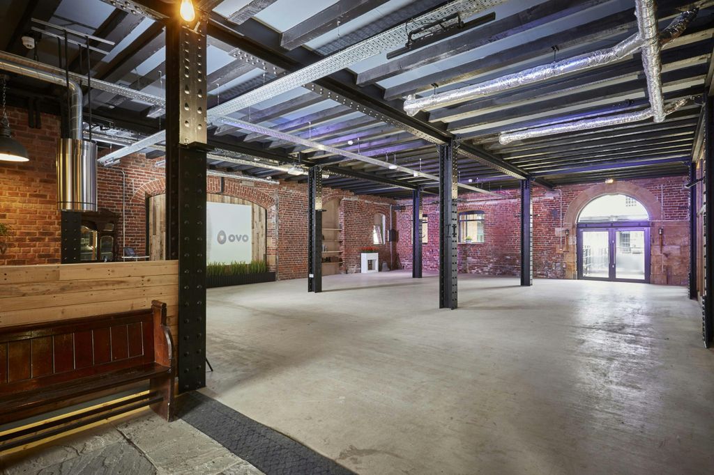 Property photo 2 of 8 _12A0075 1.Jpg