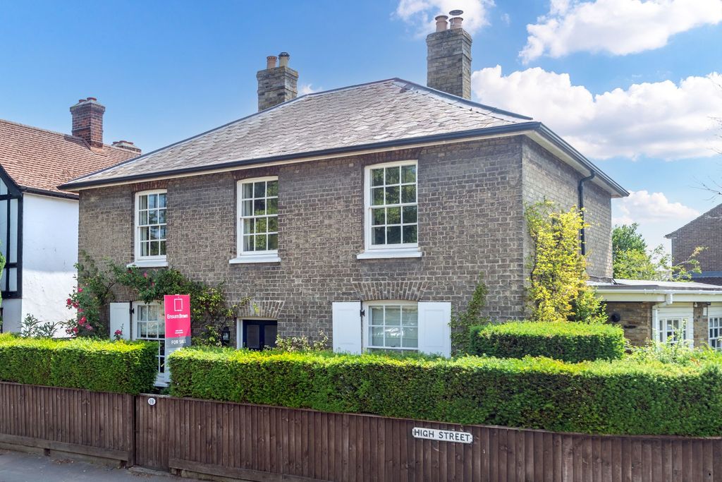 Property photo 1 of 31