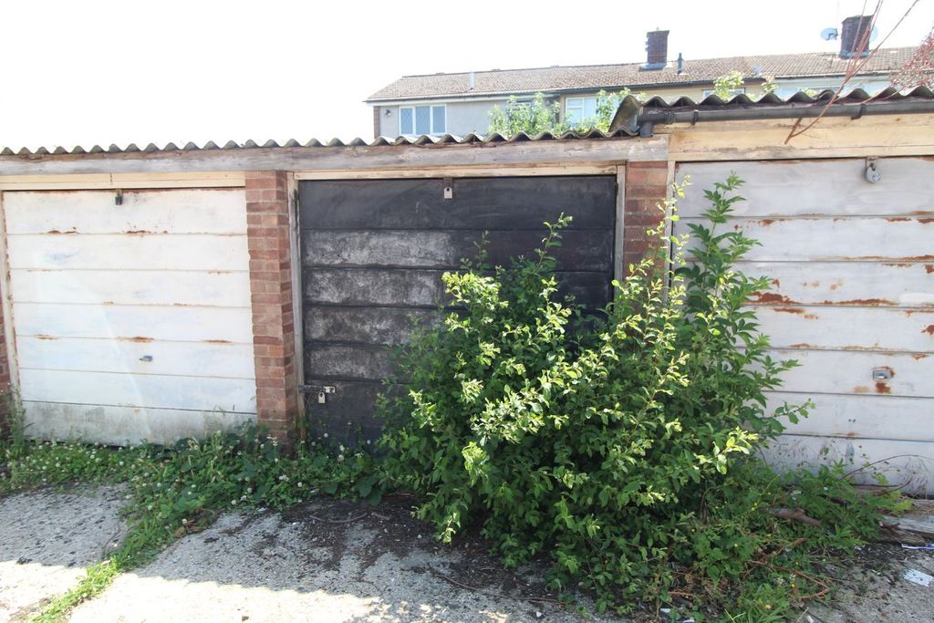 Property photo 2 of 2